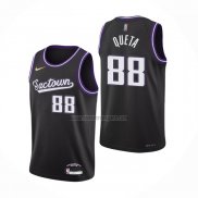 Camiseta Sacramento Kings Neemias Queta NO 88 Ciudad 2021-22 Negro