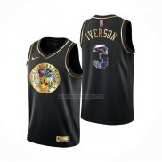 Camiseta Golden Edition Philadelphia 76ers Allen Iverson NO 3 2021-22 Negro