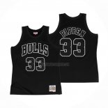 Camiseta Chicago Bulls Scottie Pippen NO 33 Hardwood Classics Throwback White Logo Negro