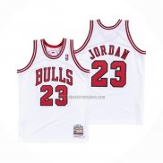 Camiseta Chicago Bulls Michael Jordan NO 23 Hardwood Classics Throwback 1997-98 Blanco